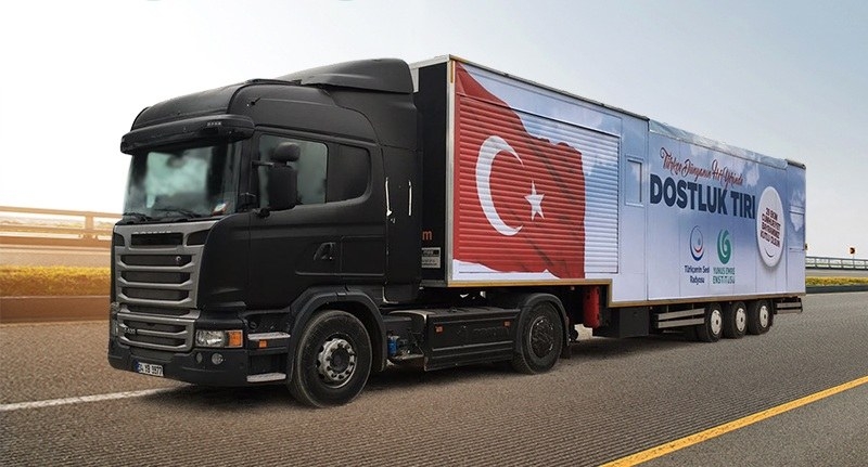 Yunus Emre Enstits Dostluk Tr Cumhuriyet Kortejinde